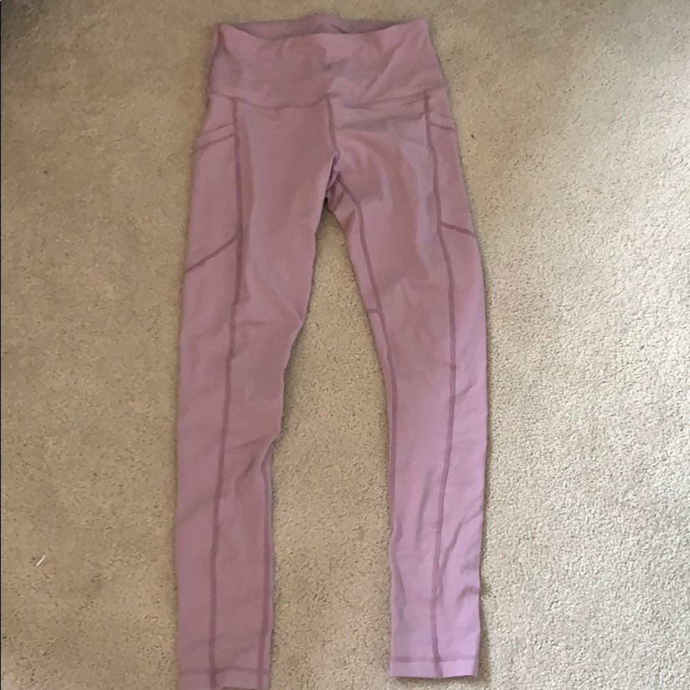 Lavender leggings with pockets
